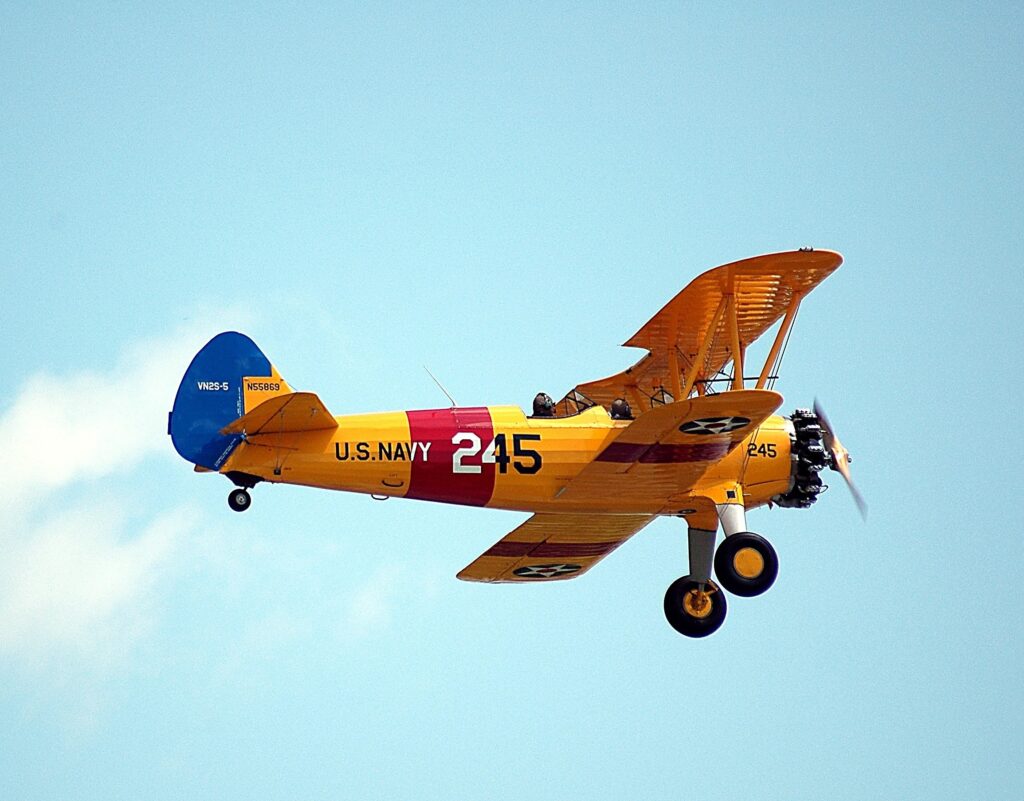 WW2 Veterans fly in 1942 plane