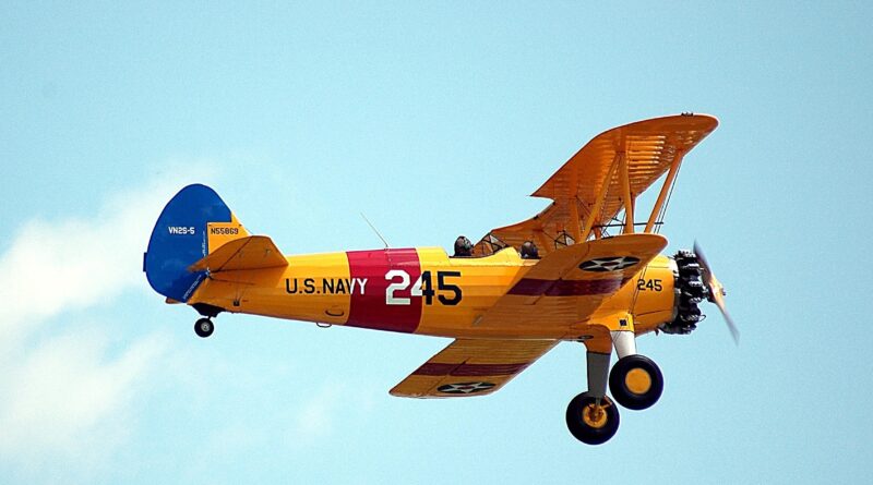 WW2 Veterans fly in 1942 plane
